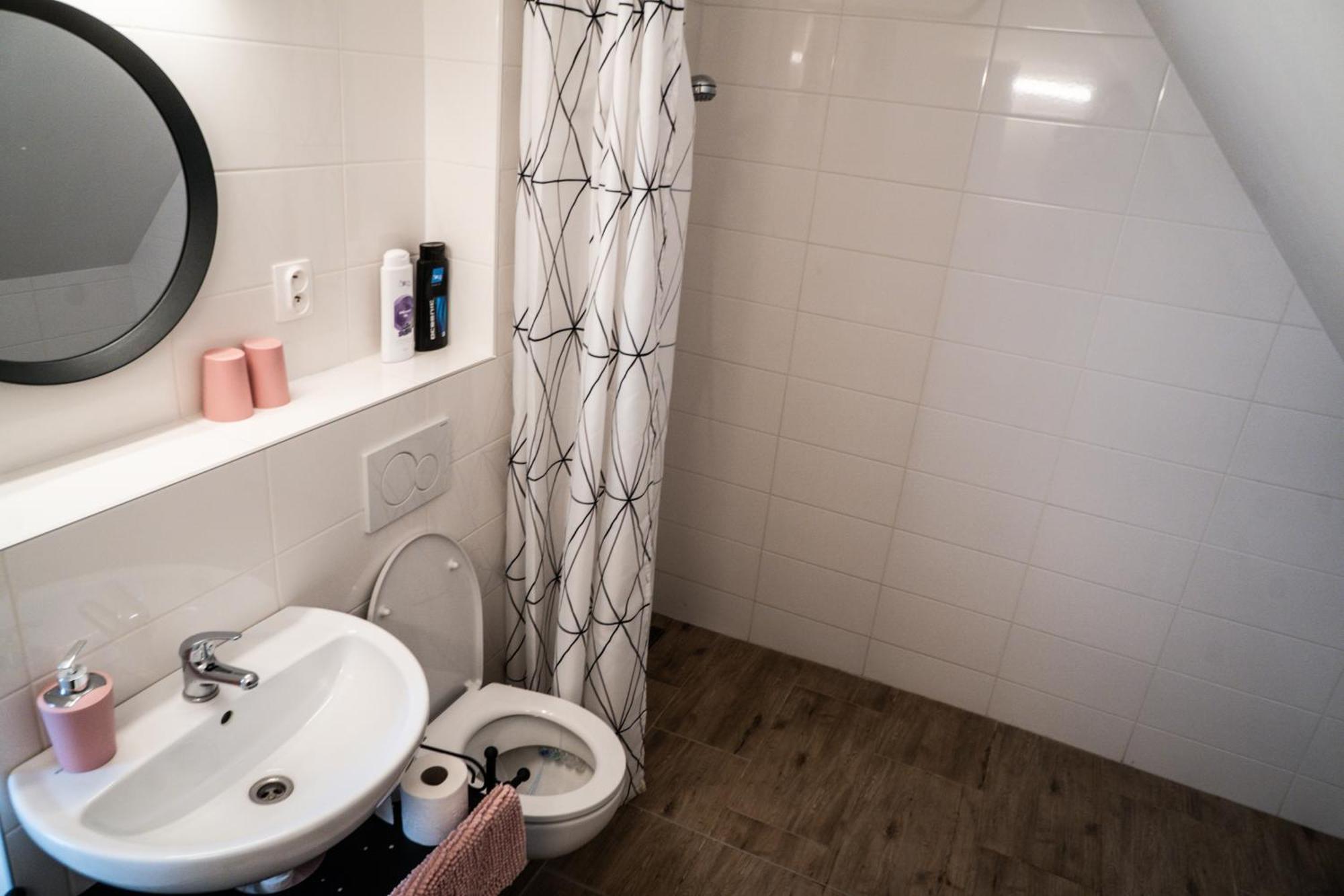Varalja Hotel apartamentowy Plavecke Podhradie