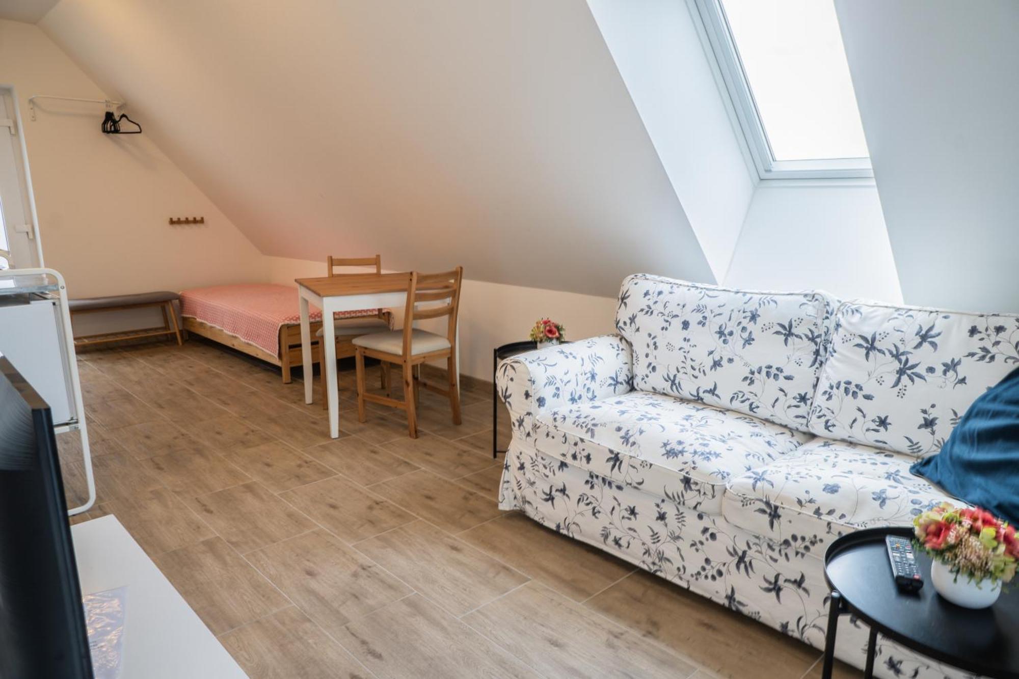 Varalja Hotel apartamentowy